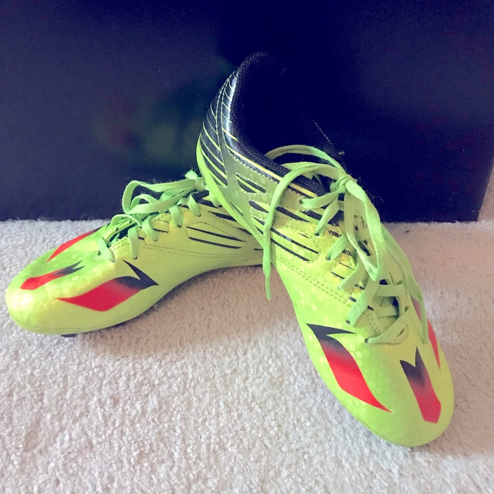 Messi 15.3 soccer cleats boys 4